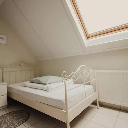 Appartement Met Bedstee Retranchement Esterno foto