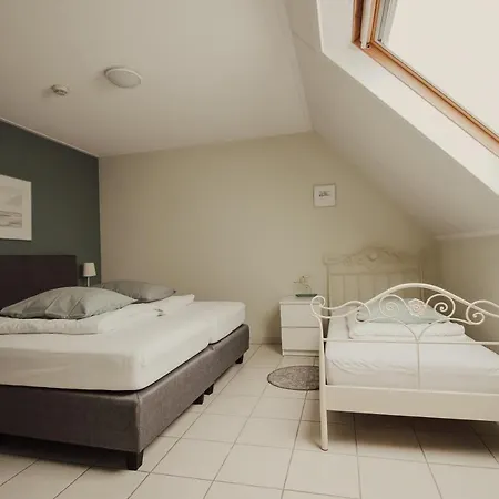 Appartement Met Bedstee Retranchement Esterno foto