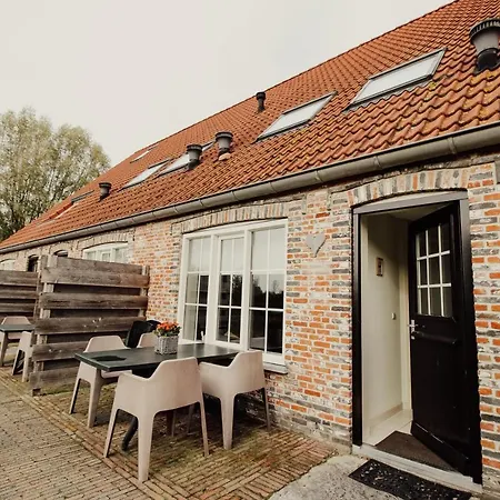 Appartement Met Bedstee Retranchement Esterno foto
